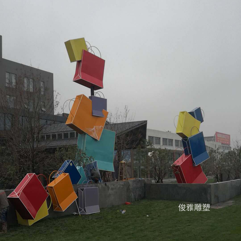 浙江嘉興格萊美皮革城不銹鋼雕塑