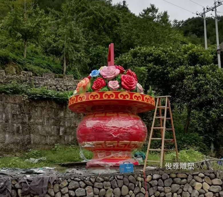 浙江磐石玫瑰花種植基地不銹鋼雕塑