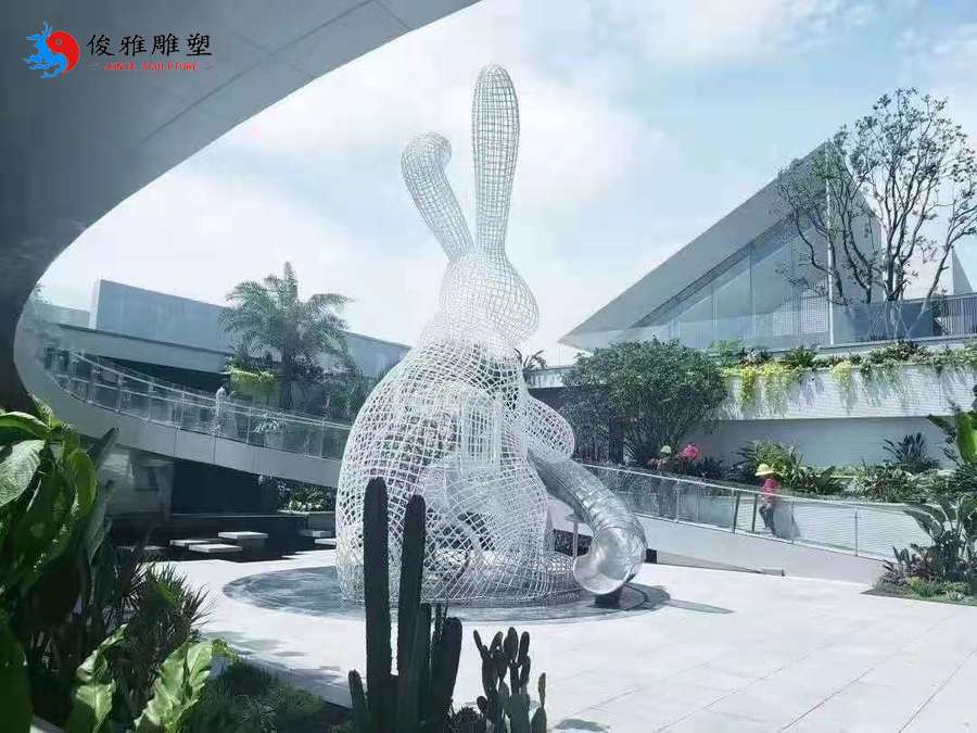 湖南長沙不銹鋼鏤空雕塑